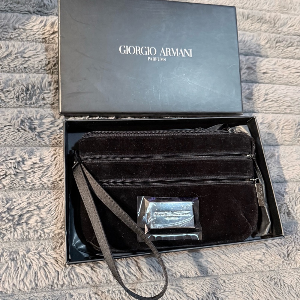 Giorgio Armani Rectangular Pouch Wristlet Clutch Makeup Cosmetic Bag and Box